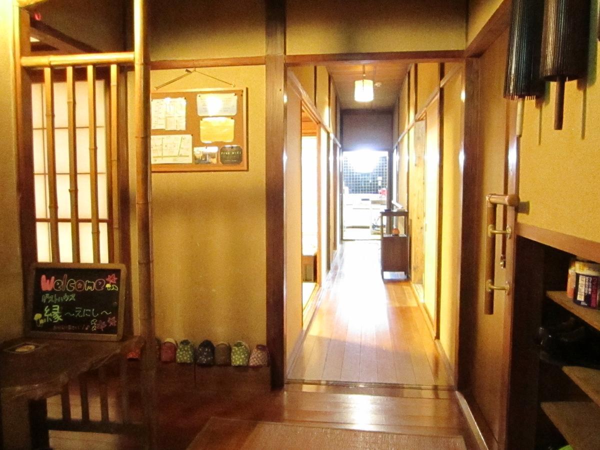 Guest House Enishi Тояма Екстер'єр фото